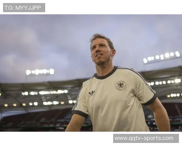 小猪赞格纳布里如穆勒般出色能控球化解对方防守